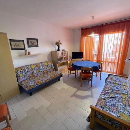 Vega Bilocale Con Piscina E Terrazza Apartment Caorle Luaran gambar